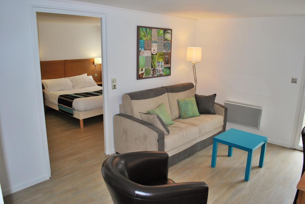 Hotel Le Relais Des Champs Eugenie-les-Bains Ngoại thất bức ảnh