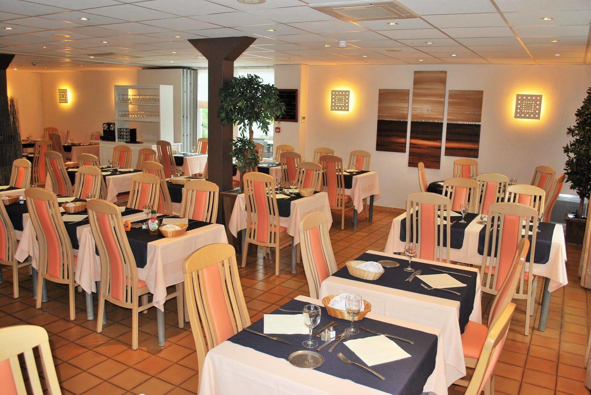 Hotel Le Relais Des Champs Eugenie-les-Bains Ngoại thất bức ảnh