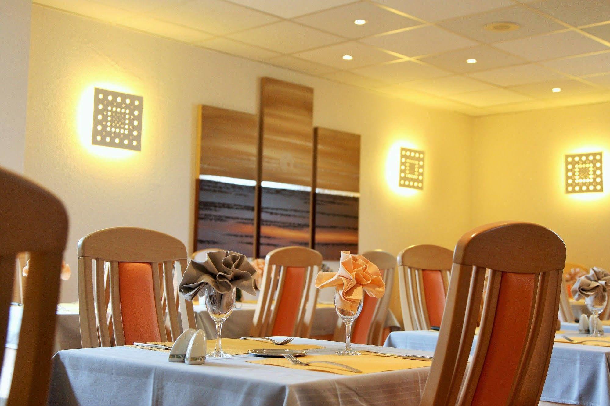 Hotel Le Relais Des Champs Eugenie-les-Bains Ngoại thất bức ảnh