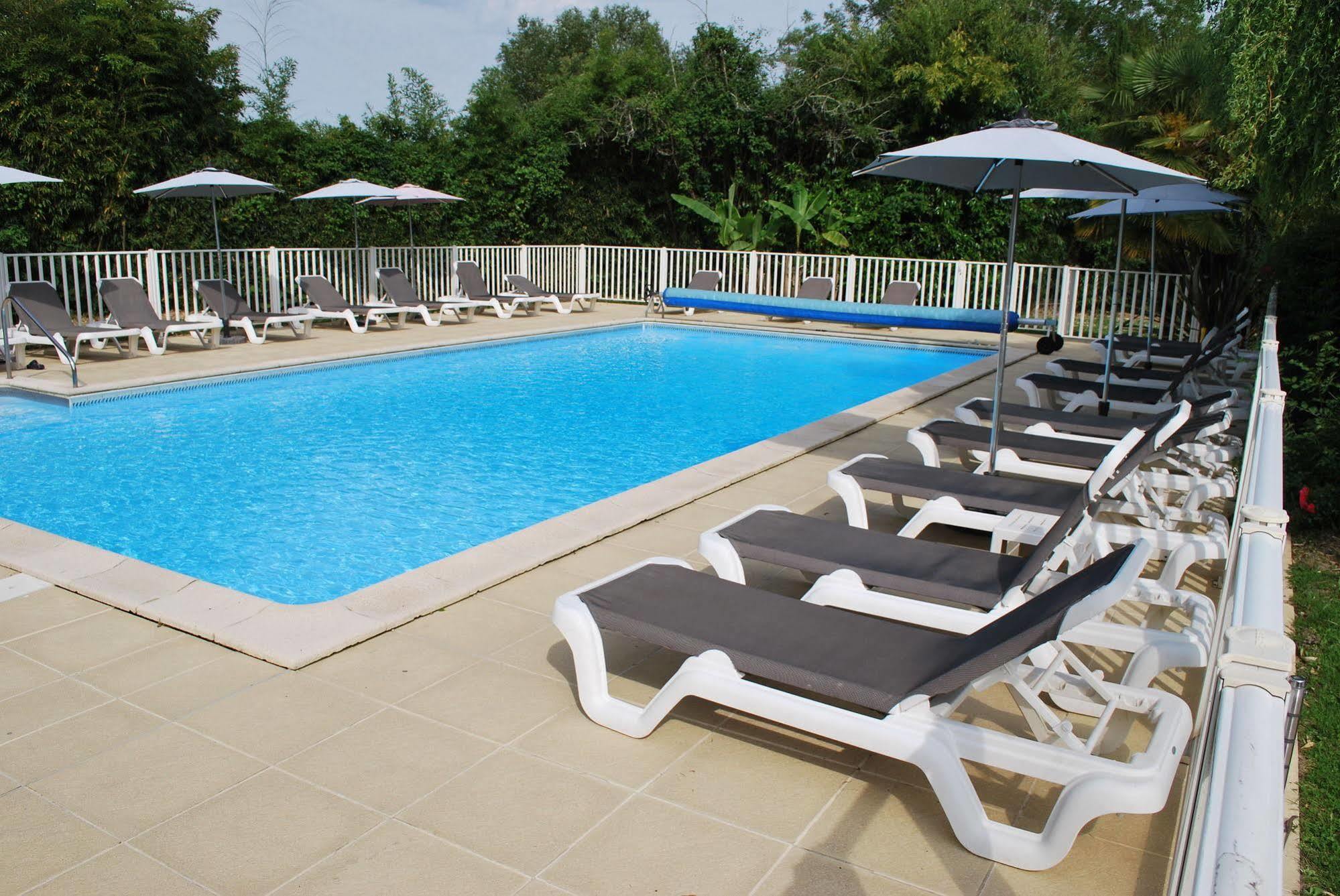 Hotel Le Relais Des Champs Eugenie-les-Bains Ngoại thất bức ảnh